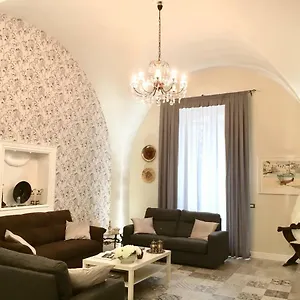 https://dimora-del-papa.catania-hotels.net